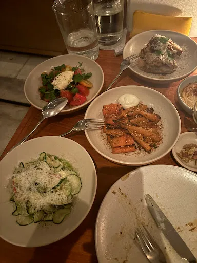 M. MASON. Bar | Grill Uluwatu 3