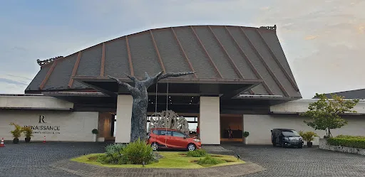 R Bar Renaissance Uluwatu 4