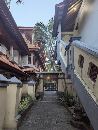 OYO Collection O 91125 Puri Dewa Bharata 3