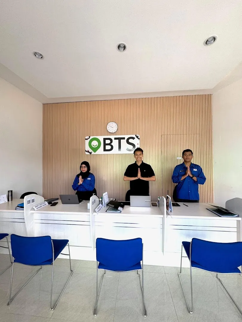 BTS | Bali Transit Solutions | Scooter & Car Rental | Luggage Storages | Visa | Airline Tickets | Shower 4