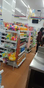 Indomaret KAMPUS UNUD 3 4