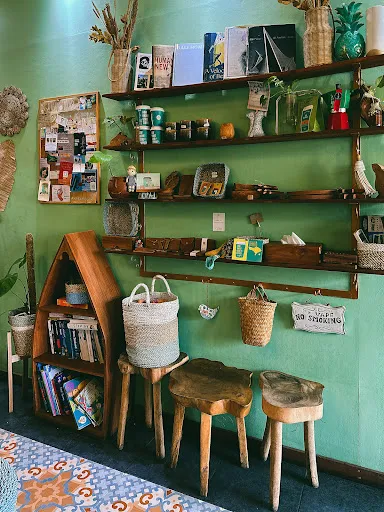 JinjeRoot Coffee & Leather Goods 4