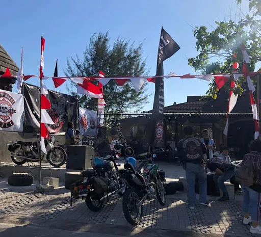 Balangan classic garage 2