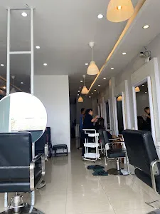 Nyky Salon 17