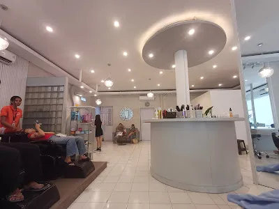 Nyky Salon 17 2