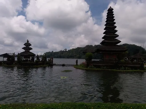 Bali Driver Ketut Aryata 1