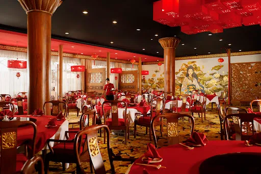 Golden Lotus Chinese Restaurant 3