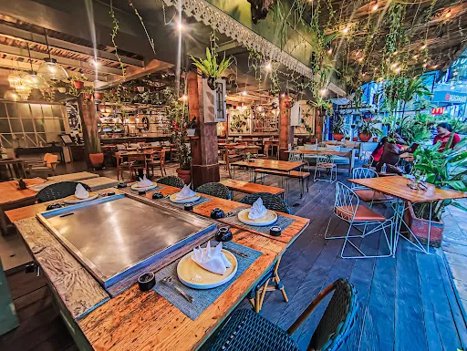 Bluefin Japanese Fusion & Lounge 3