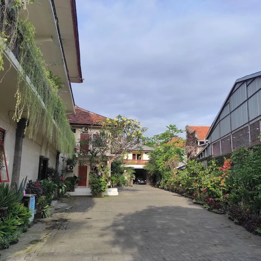 Hotel Darmadi 4
