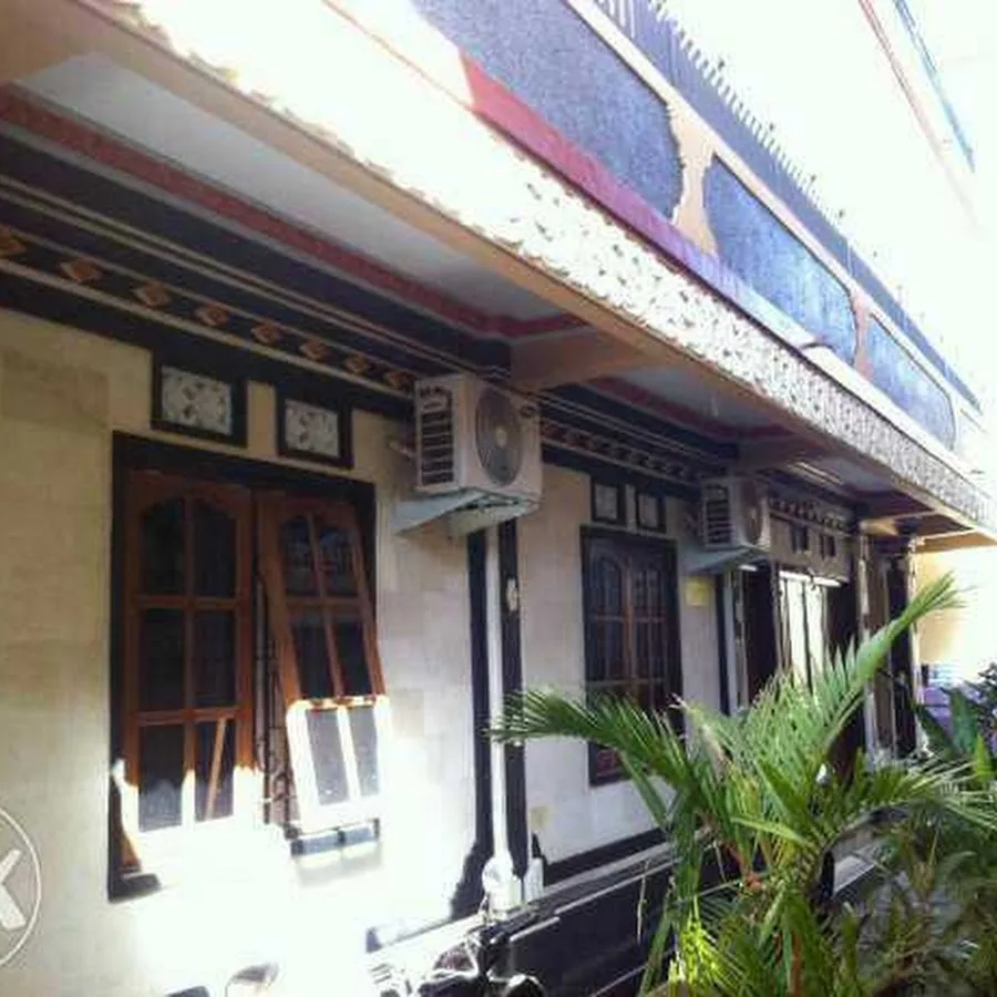 OYO 90520 Kuta Family Guest House 4