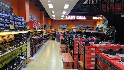 World Brand Factory outlet 4