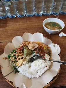 Warung Nasi Ayam Bu Sri 2