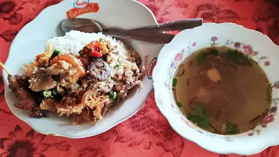 Warung Nasi Ayam Bu Sri 4
