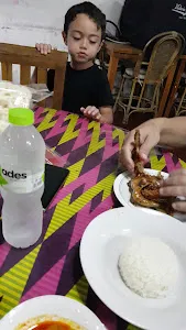 Rumah Makan Taliwang Bersaudara 4