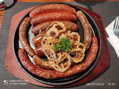 Mama's German Restaurant 4