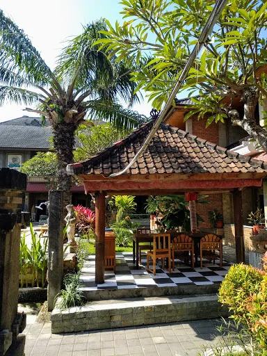 Tunjung Bali Inn 4