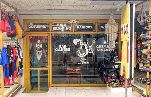 Salon May 1