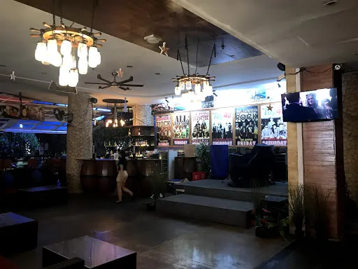Kutabex Bar & Resto 3