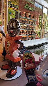 Candylicious Beachwalk Shopping Center 1