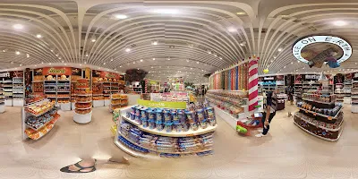 Candylicious Beachwalk Shopping Center 3