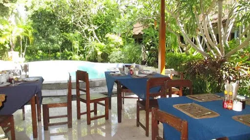 Adus Beach Inn 1