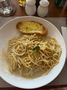 Mozzarella Restaurant 1