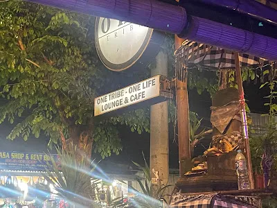 The Stones Entertainment Center 2