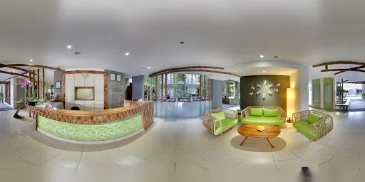 Grandmas Plus Hotel Legian 1