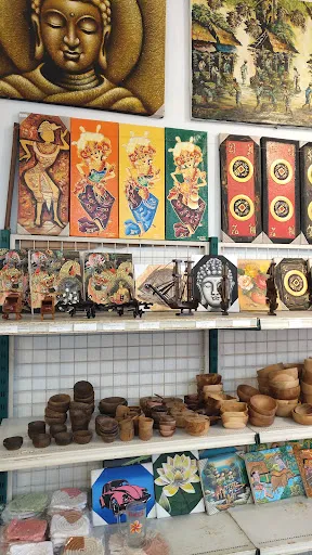 Kencana Art Market 4