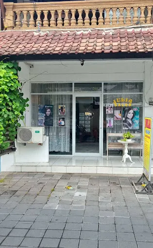 Julia Salon & Massage Legian 3