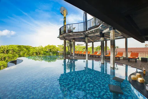 Sun Island Hotel & Spa Legian 2