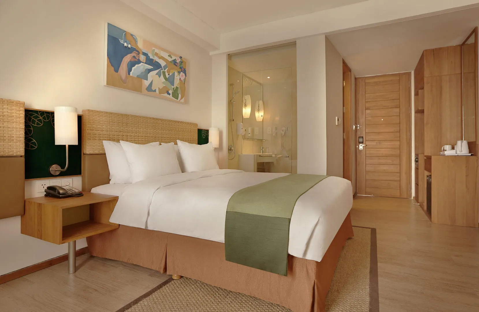 Holiday Inn Express Bali Raya Kuta 2