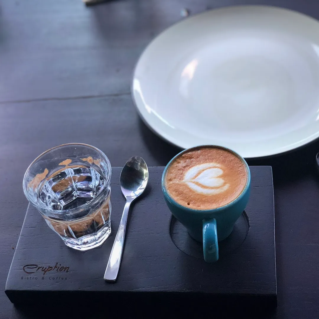 Eruption Bistro & Coffee 4