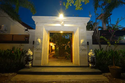 Andari Legian Guest House 4