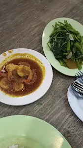 Herkas Seafood Resto 2