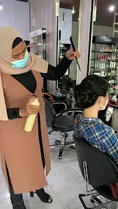 Hanim's Hair And Beauty 4