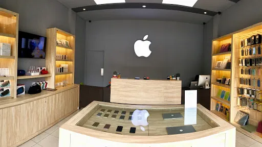 Apple Market Store Bali 2
