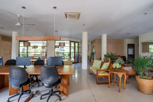 Hub Bali Coworking Legian 3