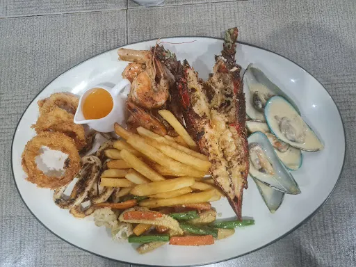 Olip's Restaurant 2