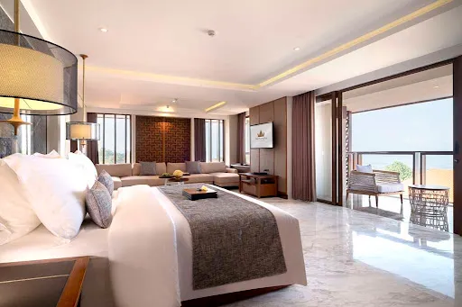 The Bandha Hotel & Suites 1