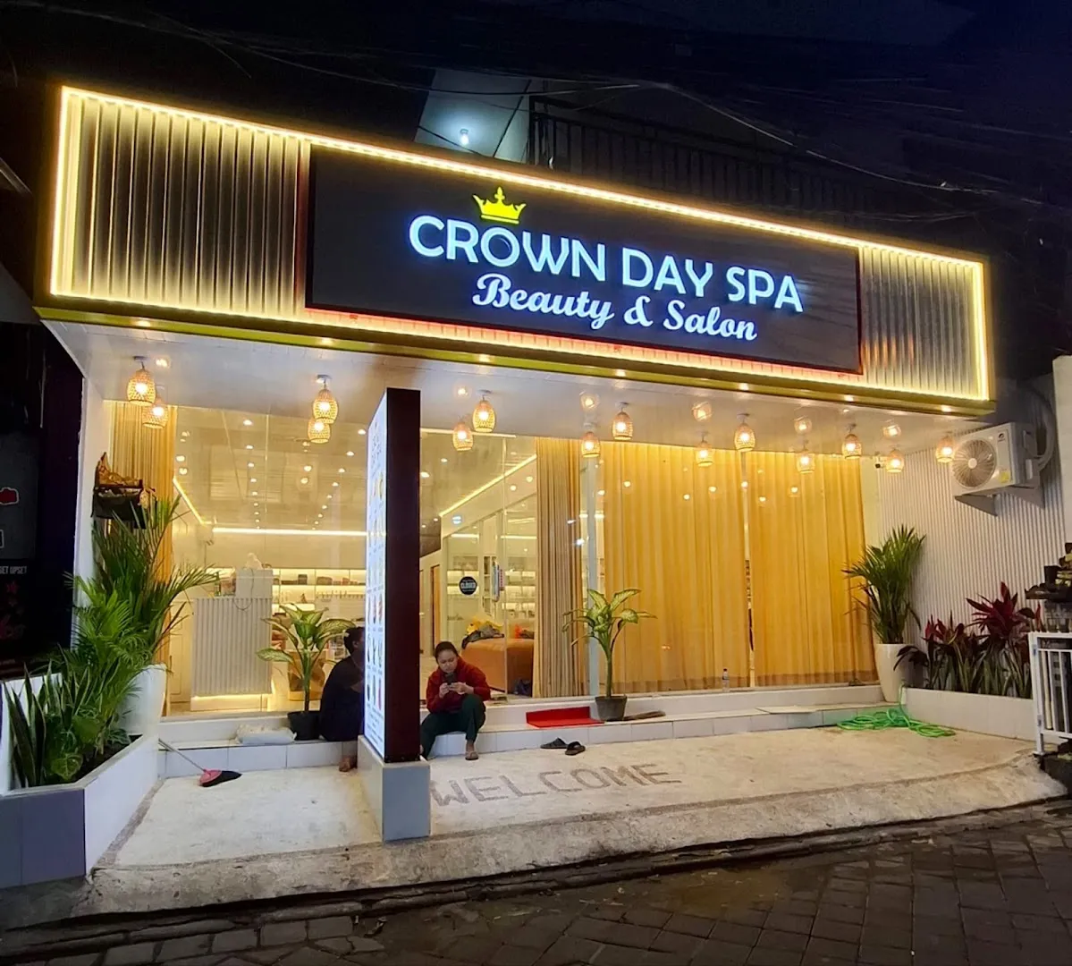 Crown Day Spa 4