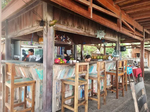 Warung Pantai 1
