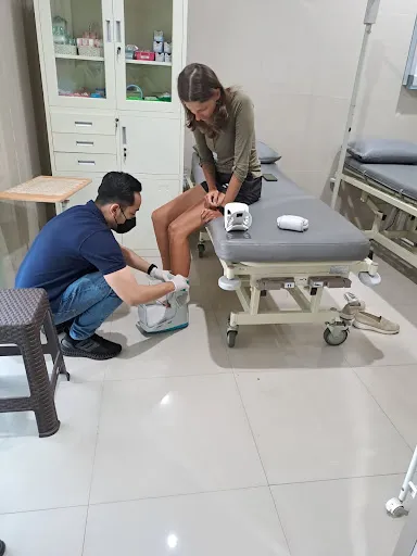 Orthopedic & Brace Center Bali (dr Astayogi) 3