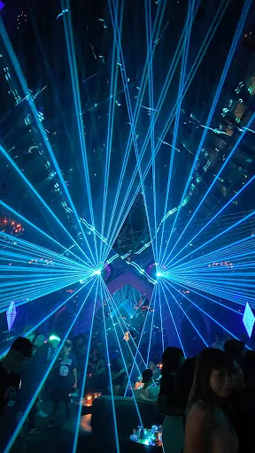 Mirror Lounge & Club 4
