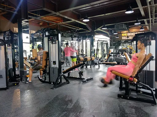 De Gym Kerobokan 1