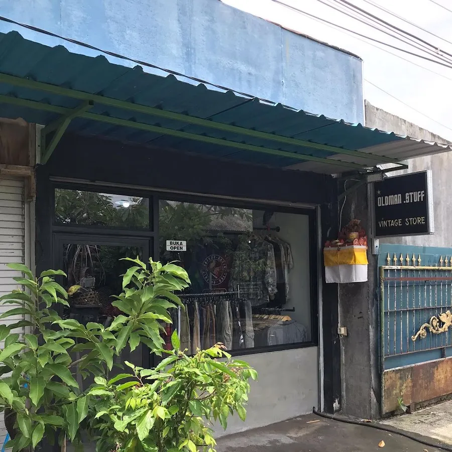 OLDMANSTUFF Thrift & Vintage Store 2