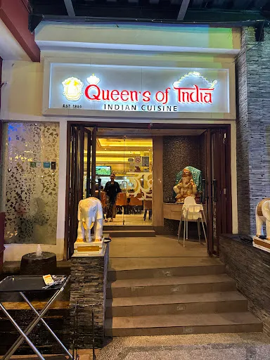 Queen's of India 4
