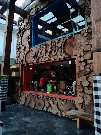 Eiger Flagship Store Bali 1