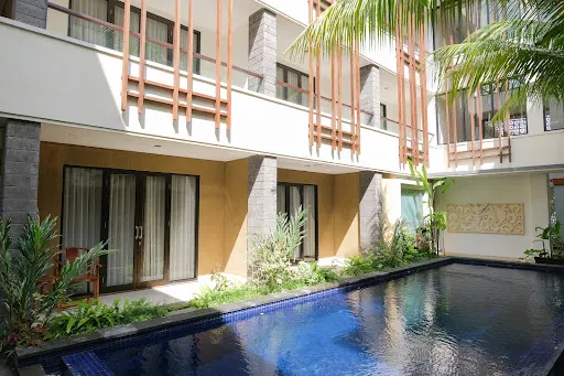KamarKoe Hotel Seminyak 4