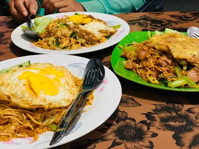 Nasi Goreng Mawut Khas Malang 3